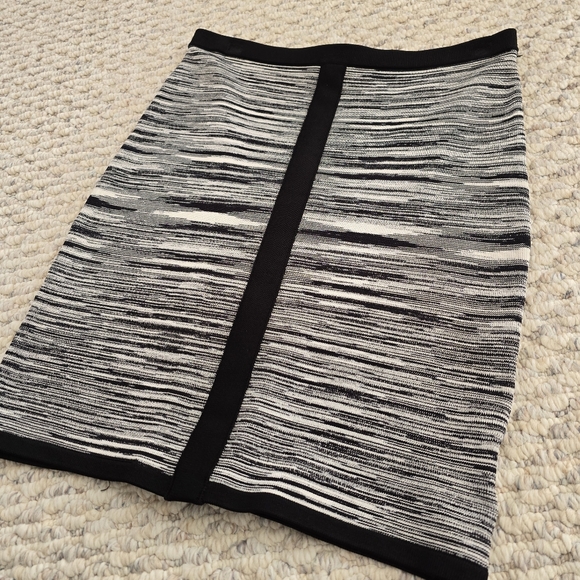 Bebe Space Dye Knit Pencil Skirt Small - Picture 2 of 8